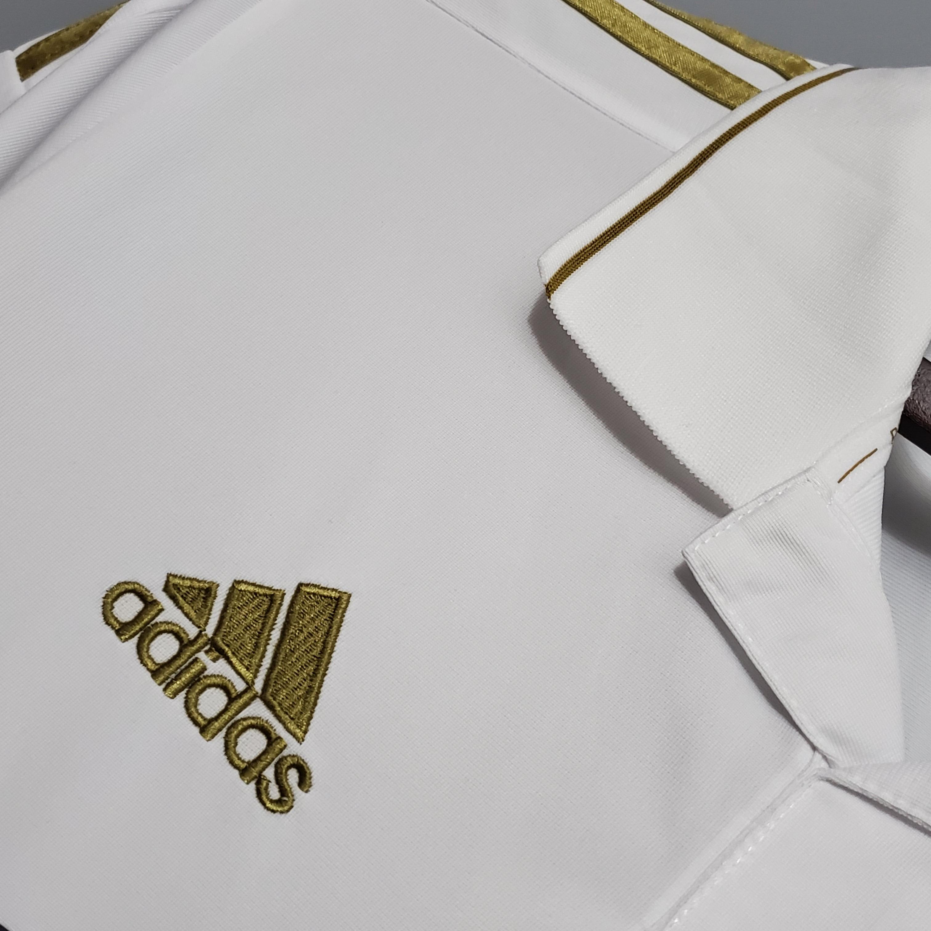 Camisa Retrô Real Madrid I 2011 Masculina