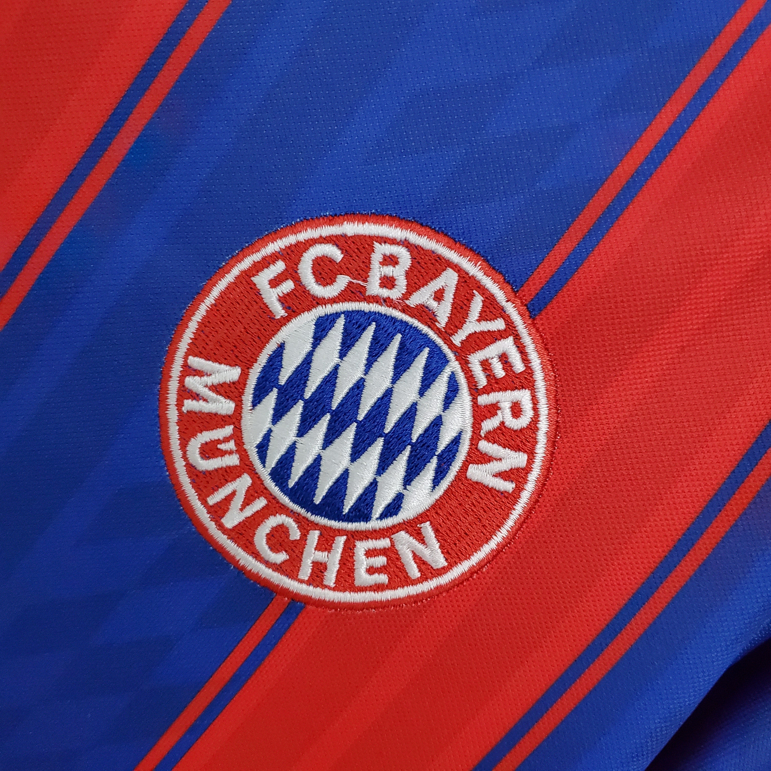 Camisa Retrô Bayern Munique I 1995/97 Masculina