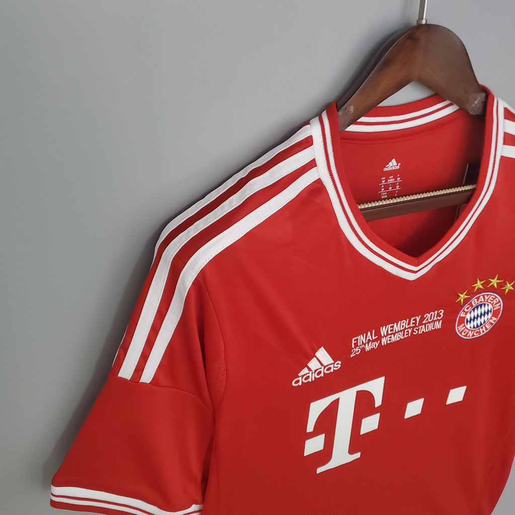 Camisa Retrô Bayern Munique I 2013 Masculina