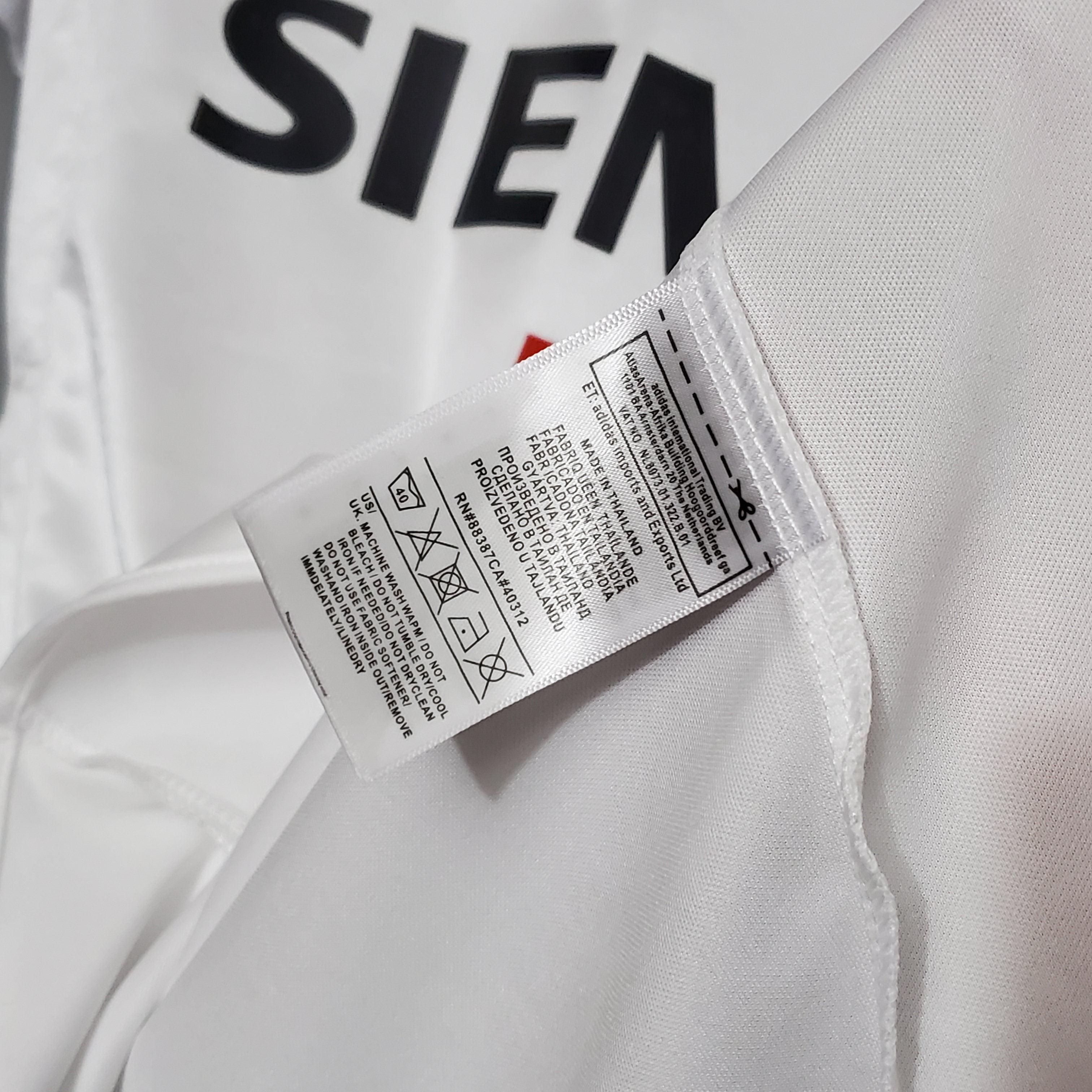 Camisa Retrô Real Madrid I 2004 Masculina