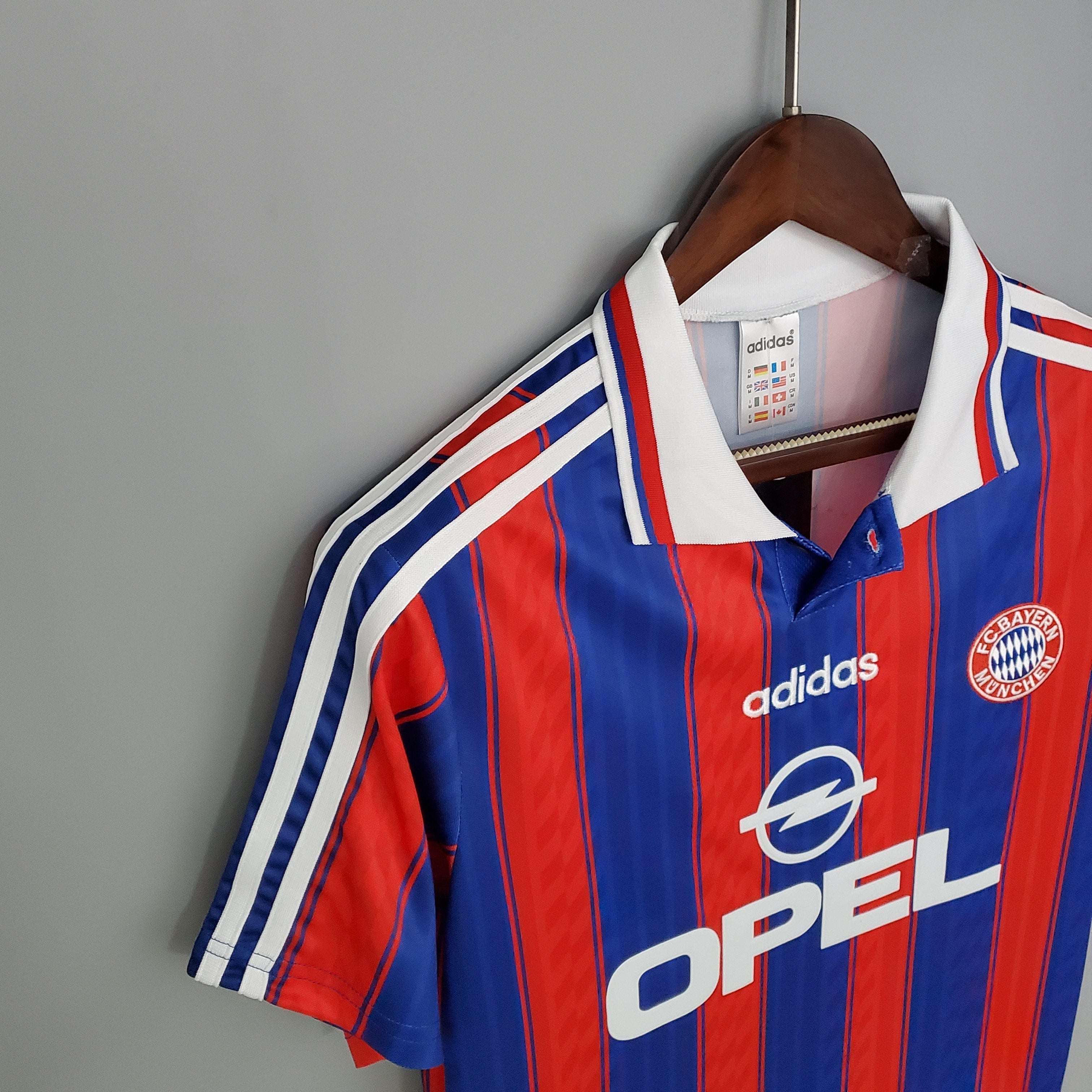 Camisa Retrô Bayern Munique I 1995/97 Masculina