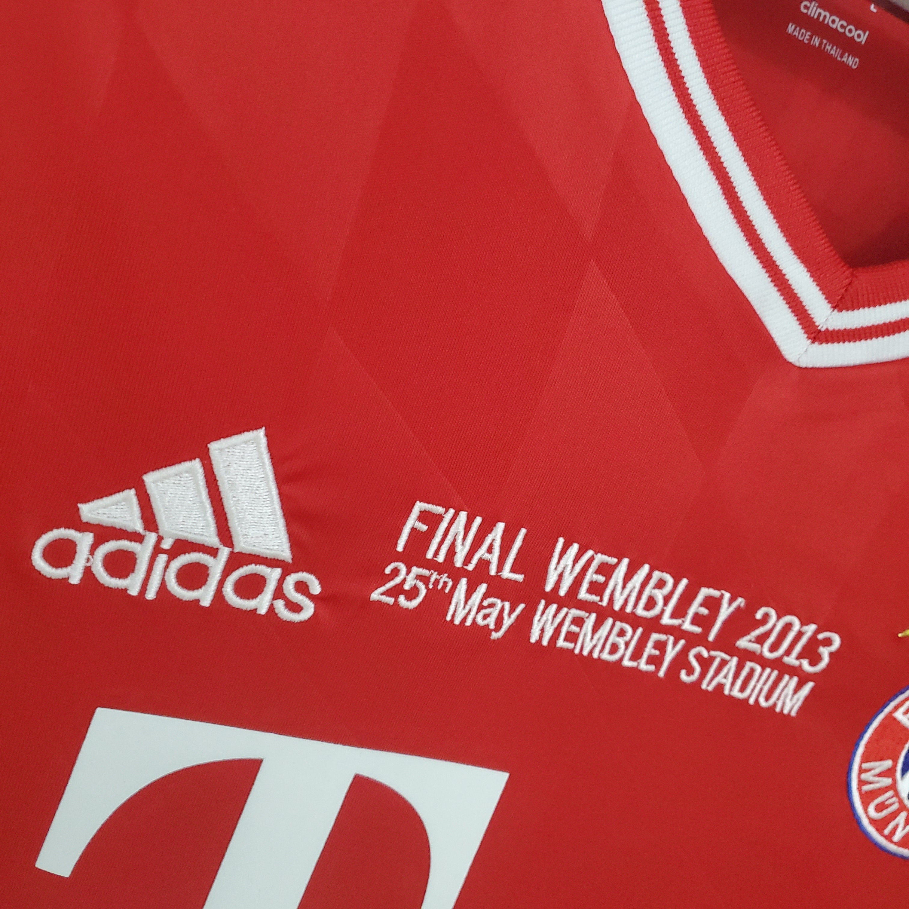 Camisa Manga Longa Retrô Bayern Munique I 2013 Masculina