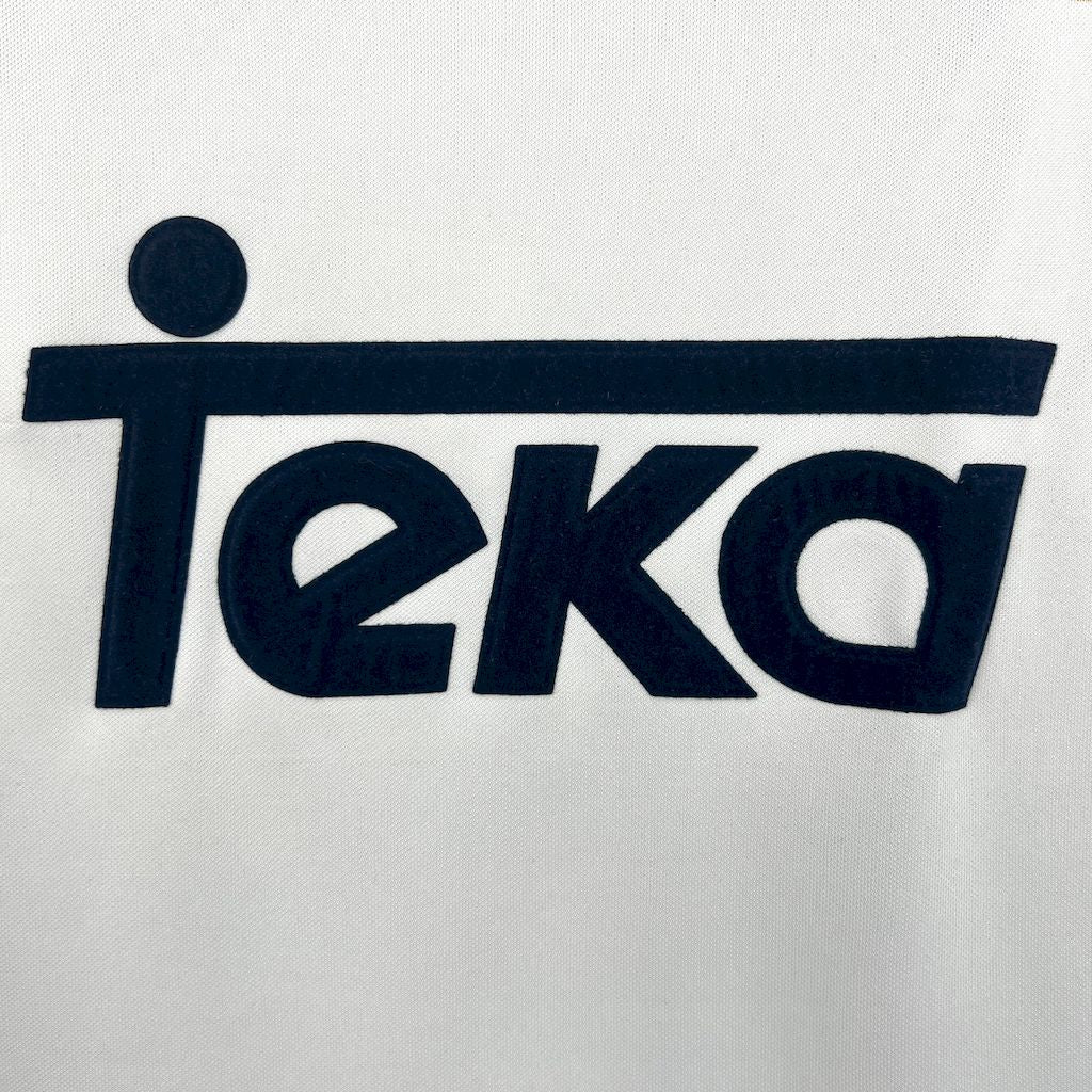 Camisa Retrô Real Madrid I 2000/01 Masculina