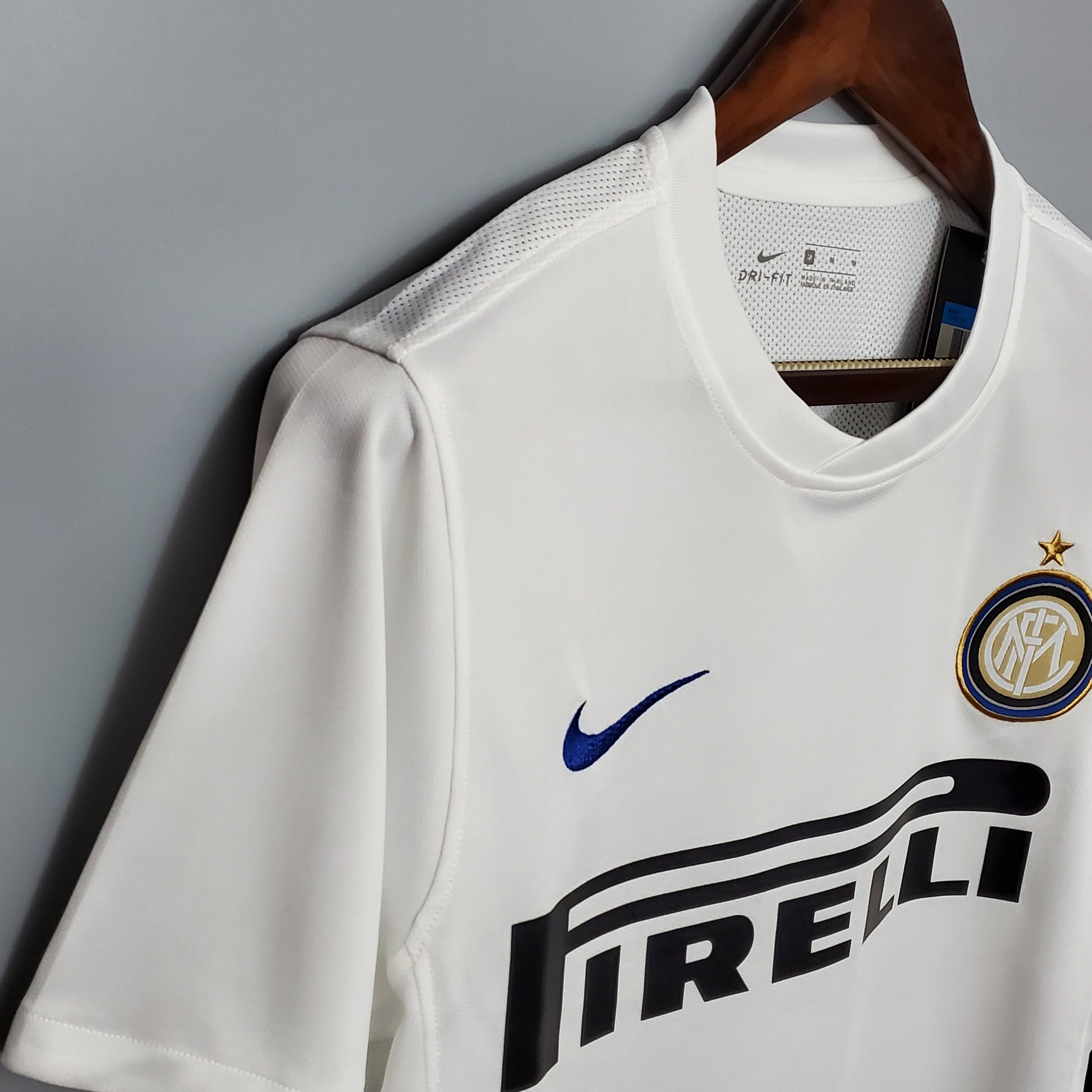 Camisa Retrô Inter Milão II 2010 Masculina