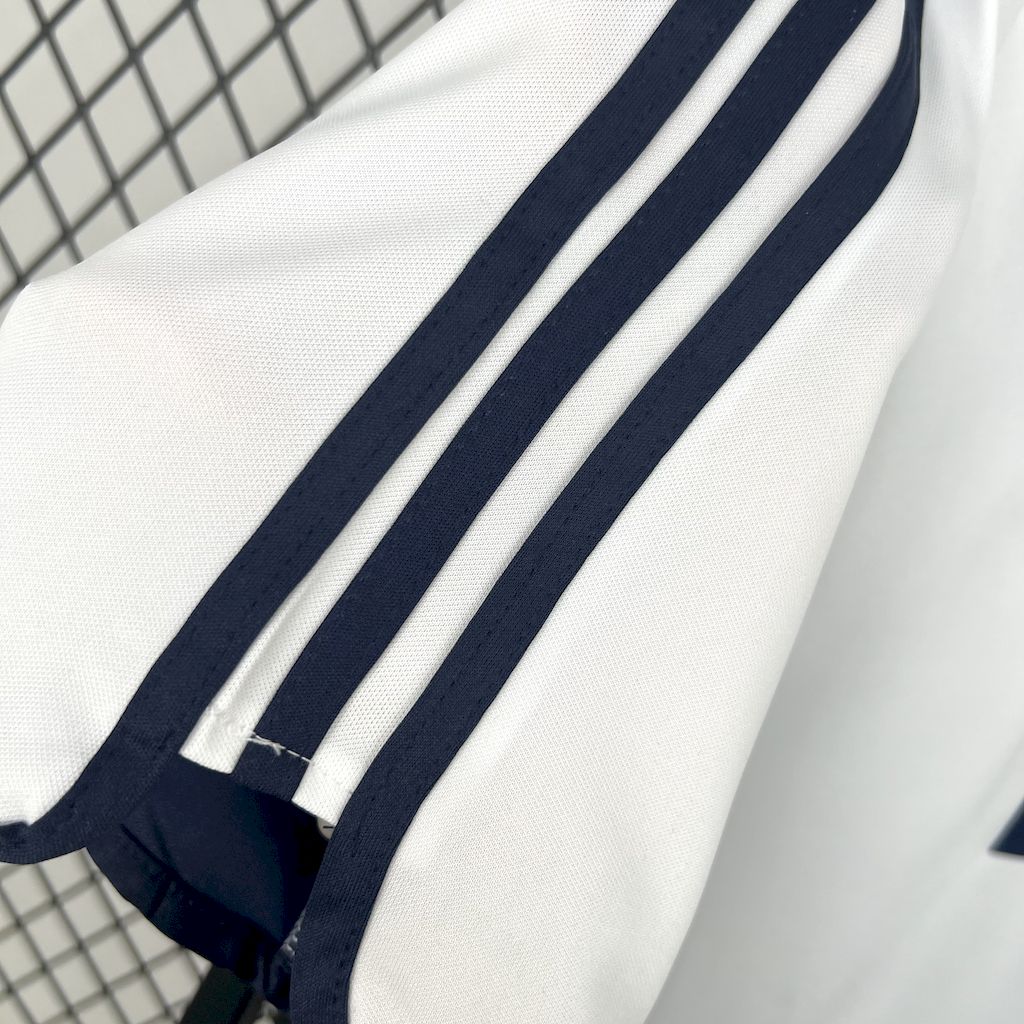 Camisa Retrô Real Madrid I 2000/01 Masculina