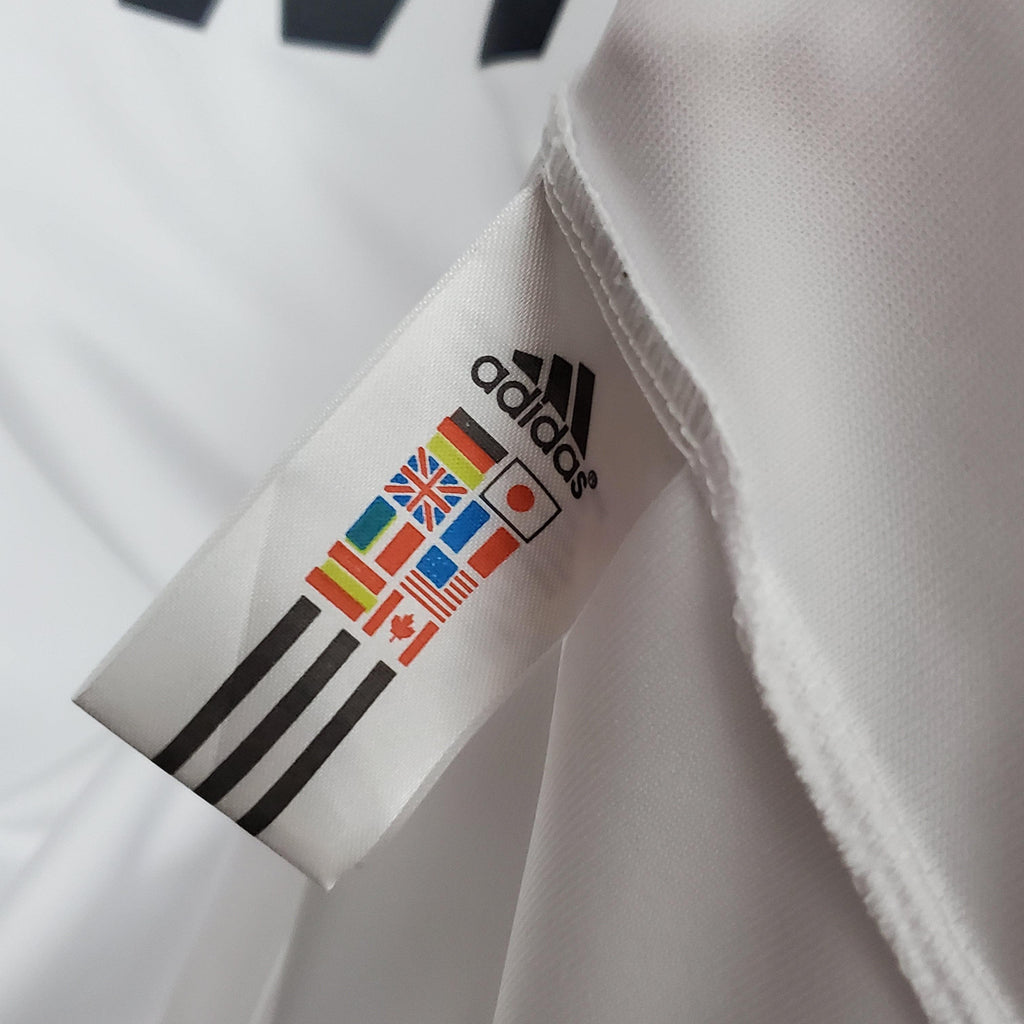 Camisa Retrô Real Madrid I 2011 Masculina