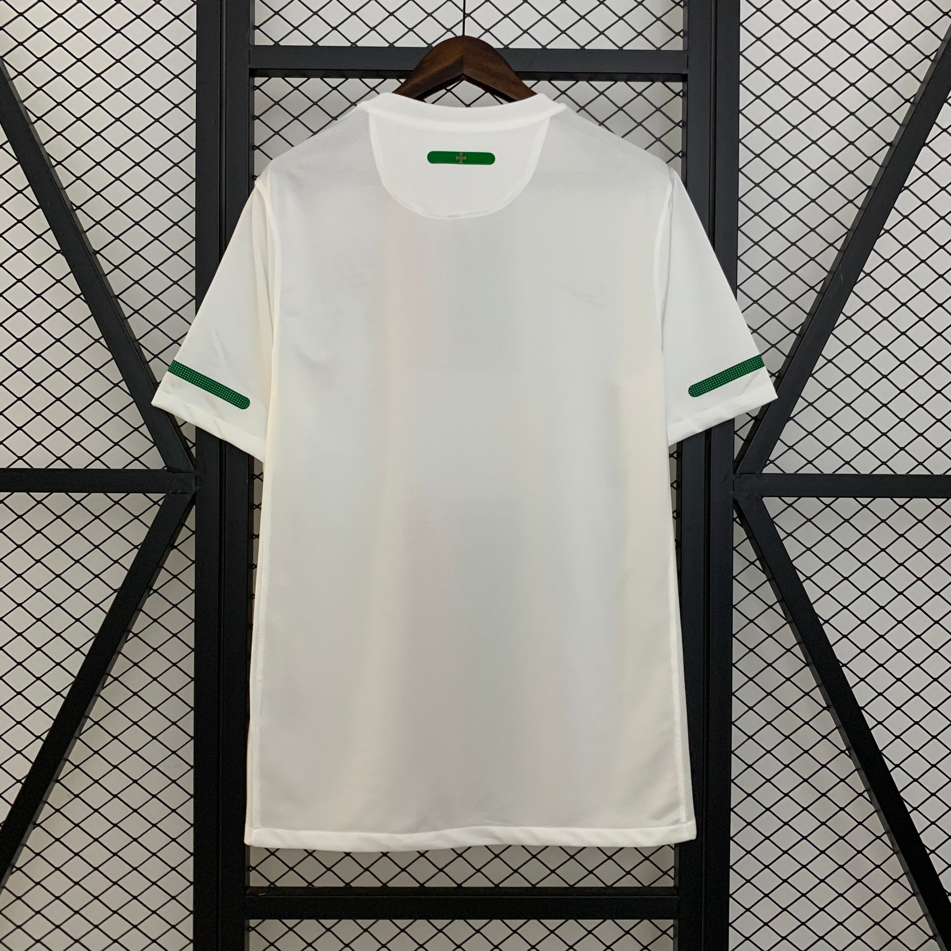 Camisa Retrô Portugal II 2010 Masculina