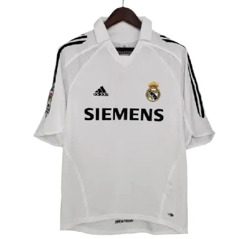 Camisa Retrô Real Madrid I 2005 Masculina