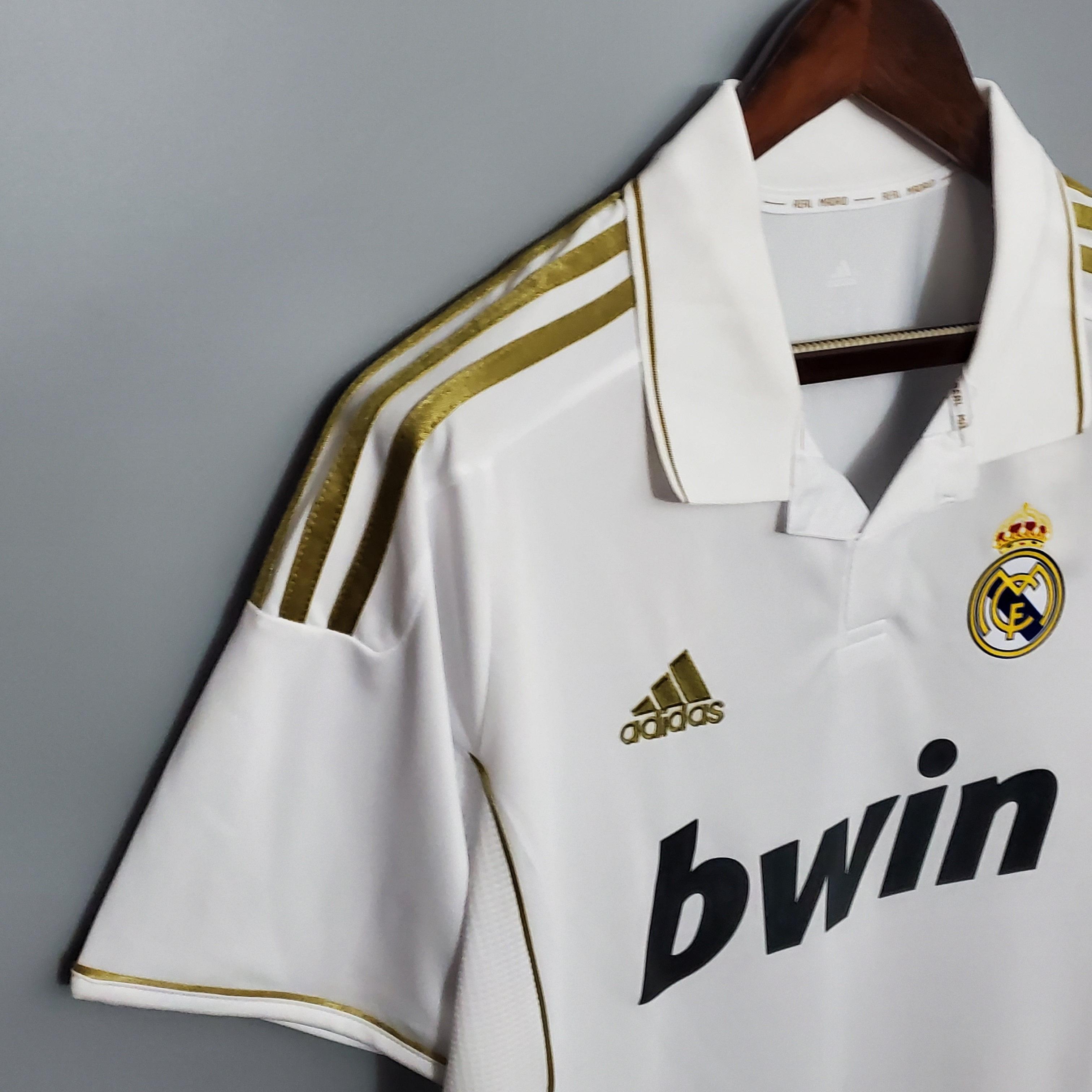 Camisa Retrô Real Madrid I 2011 Masculina