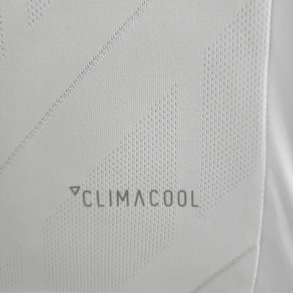 Camisa Retrô Real Madrid I 2017 Masculina