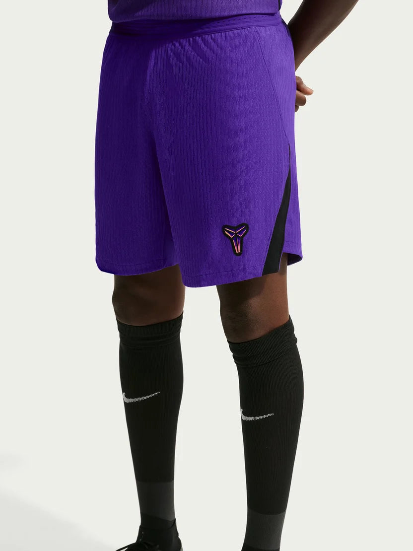 Shorts II Barcelona x Kobe Bryant 26/27 Jogador