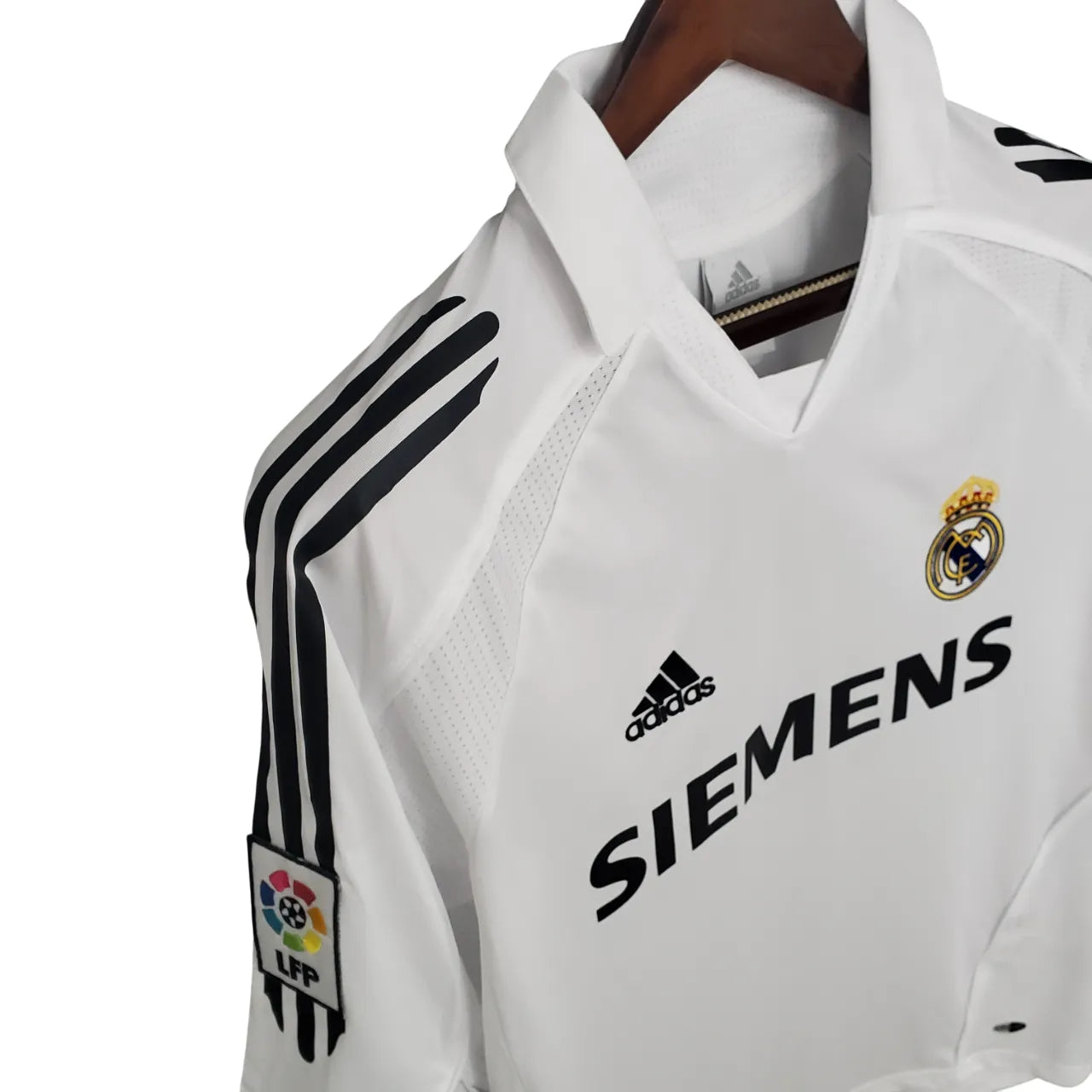Camisa Retrô Real Madrid I 2005 Masculina