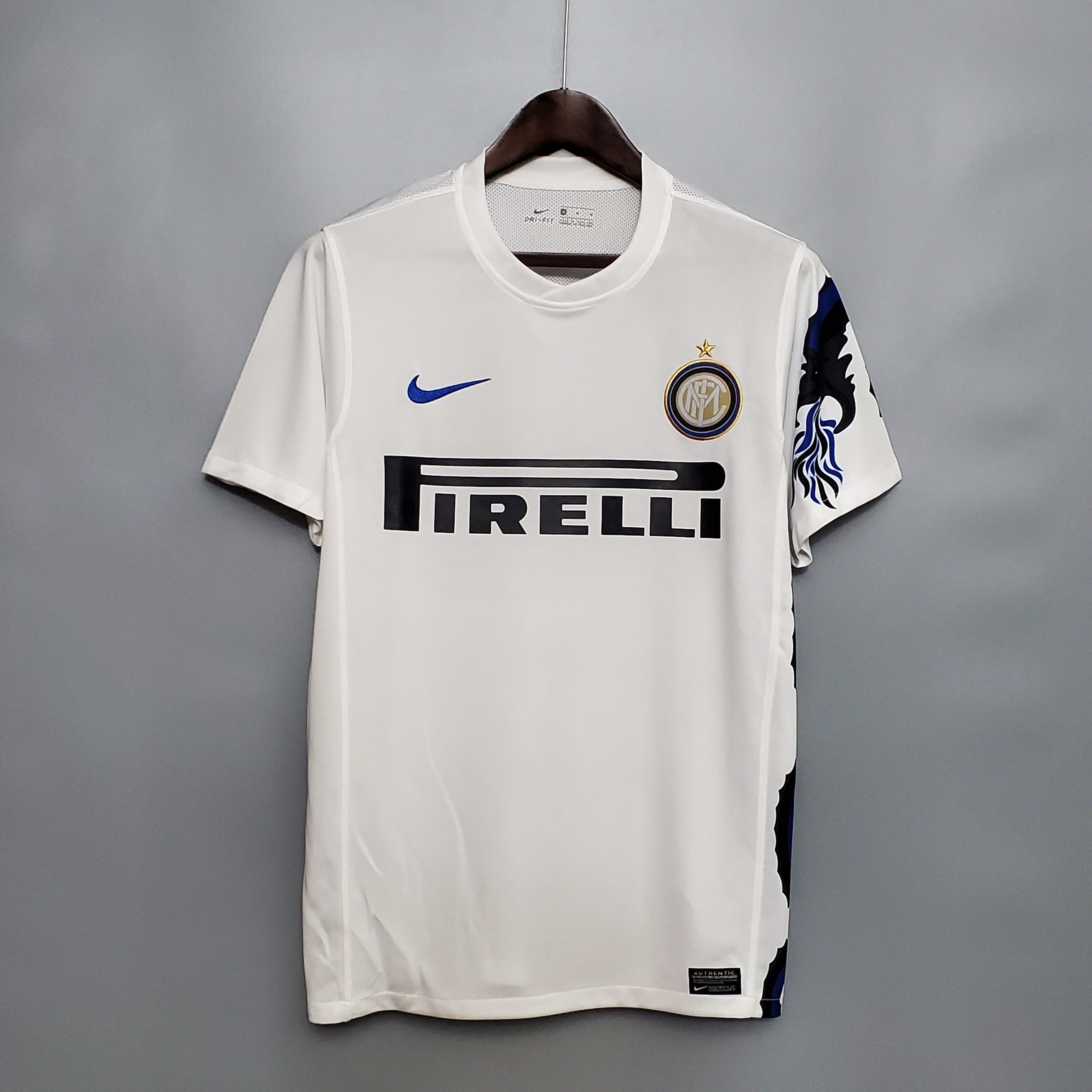 Camisa Retrô Inter Milão II 2010 Masculina