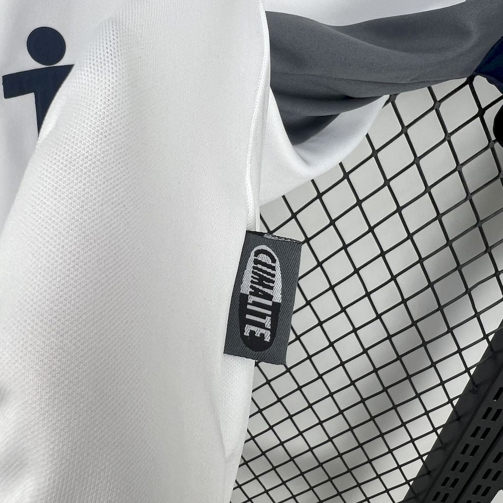 Camisa Retrô Real Madrid I 2000/01 Masculina