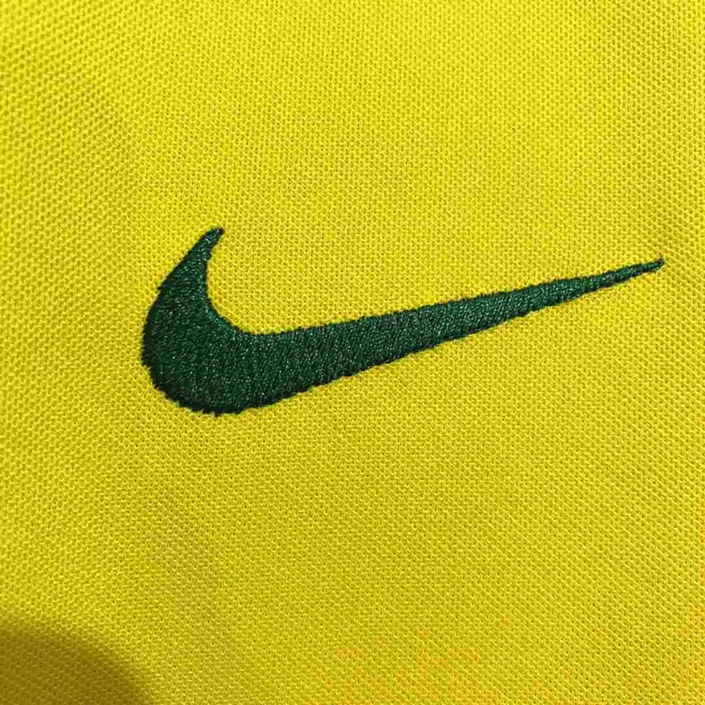 Camisa Retrô Brasil 2002 Masculina